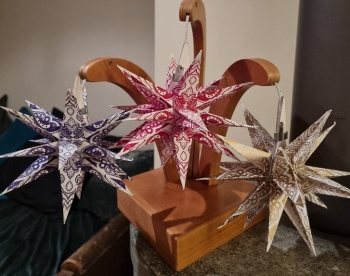 Preview: 3 x Bunt plus Lampenständer und Trafo - für Innen